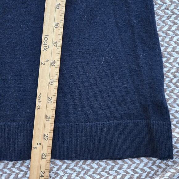 Pendleton Womens 100% Merino Wool Turtleneck Sweater L Navy Blue Quiet Luxury - Picture 8 of 8
